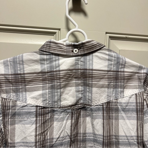 Tommy Bahama Jean button up - Picture 8 of 9